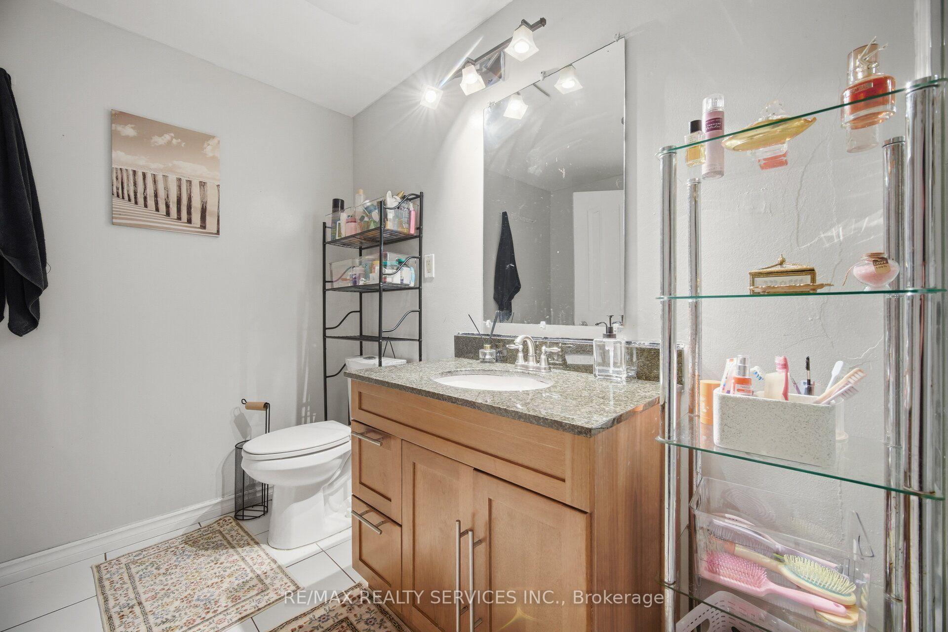 Photo 45 of 12 Ladin Drive, Brampton, Westgate — HOMEH