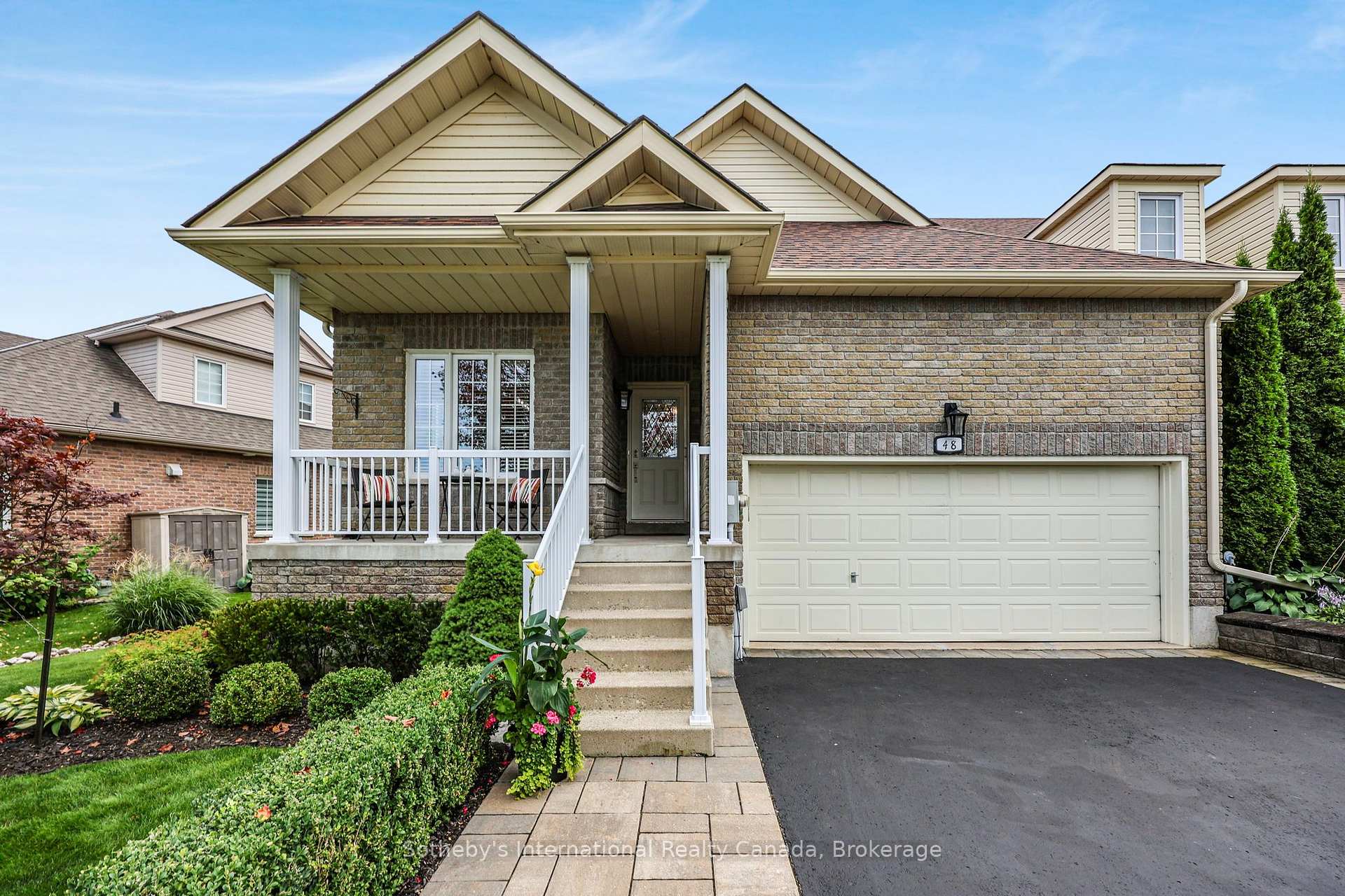 Photo 4 of 48 Thomas Drive, Collingwood — HOMEH