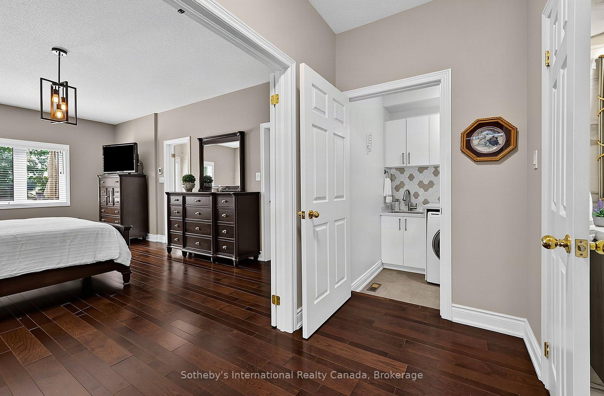 Photo 18 of 48 Thomas Drive, Collingwood — HOMEH