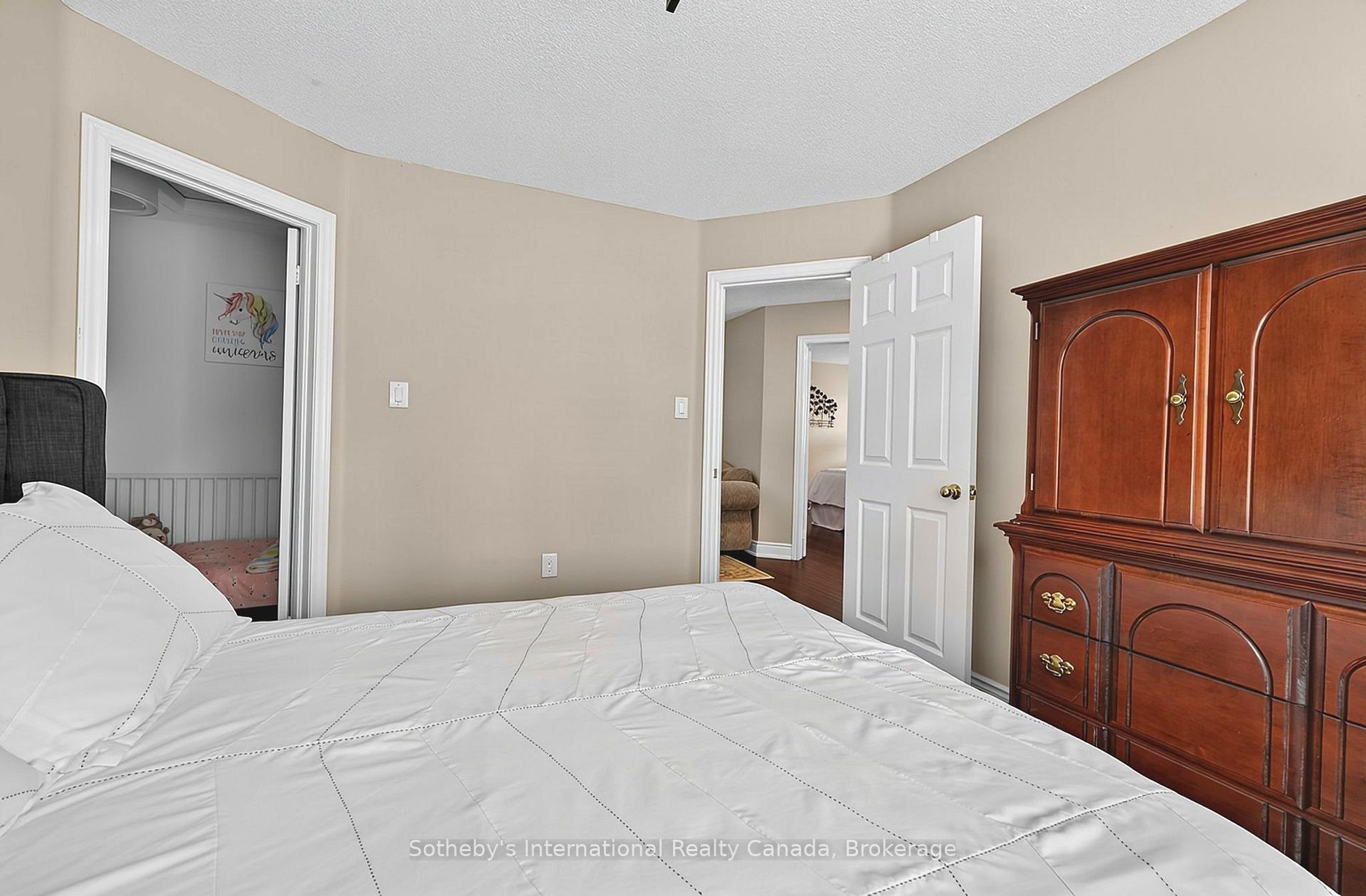 Photo 29 of 48 Thomas Drive, Collingwood — HOMEH