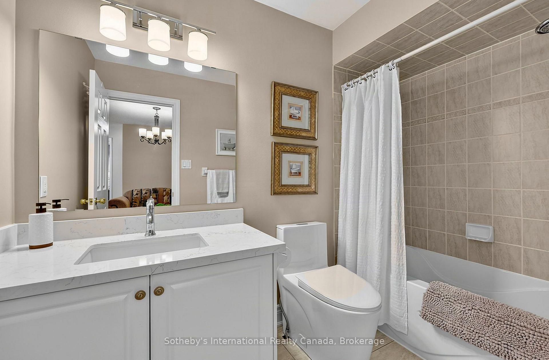 Photo 33 of 48 Thomas Drive, Collingwood — HOMEH