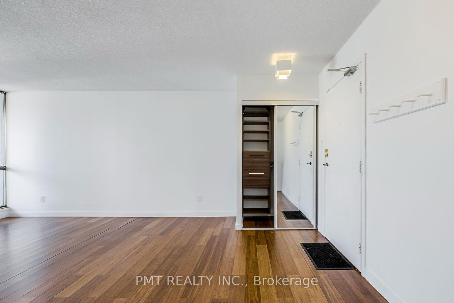 Photo 6 of Unit 705, 105 Mccaul Street, Toronto, Kensington-Chinatown — HOMEH