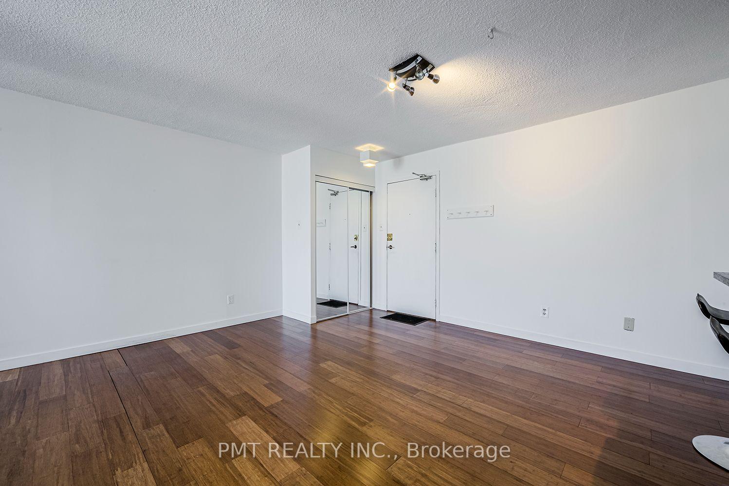 Photo 7 of Unit 705, 105 Mccaul Street, Toronto, Kensington-Chinatown — HOMEH