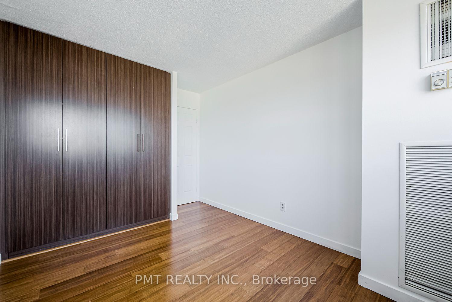 Photo 27 of Unit 705, 105 Mccaul Street, Toronto, Kensington-Chinatown — HOMEH