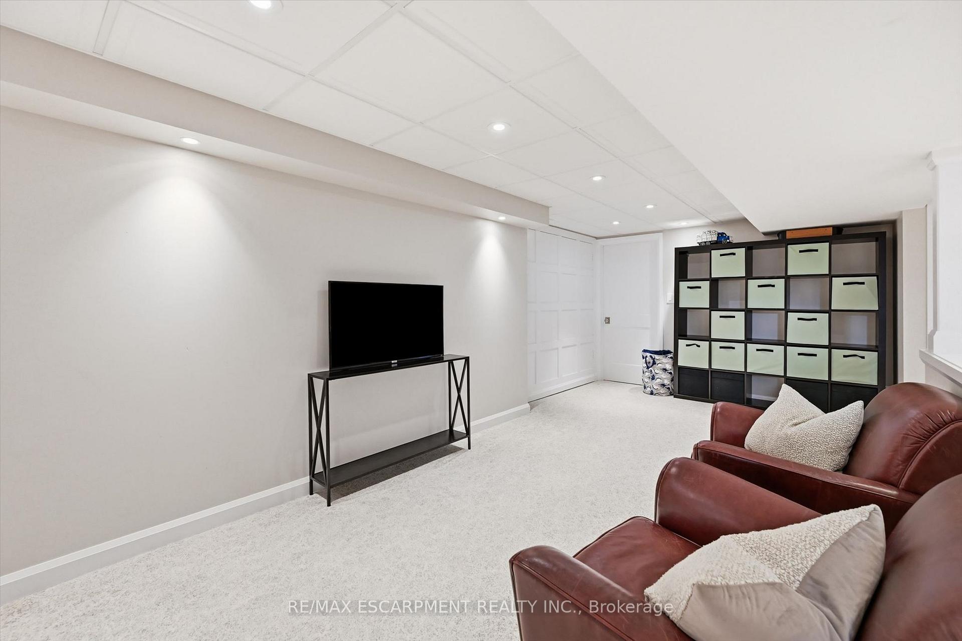 Photo 31 of 2120 Cavendish Drive, Burlington, Brant Hills — HOMEH