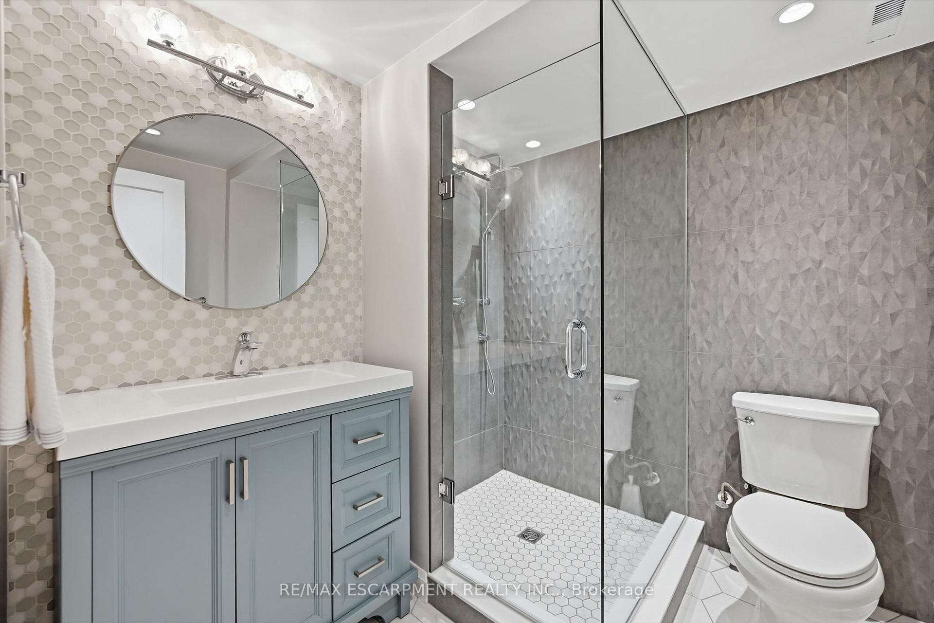 Photo 37 of 2120 Cavendish Drive, Burlington, Brant Hills — HOMEH
