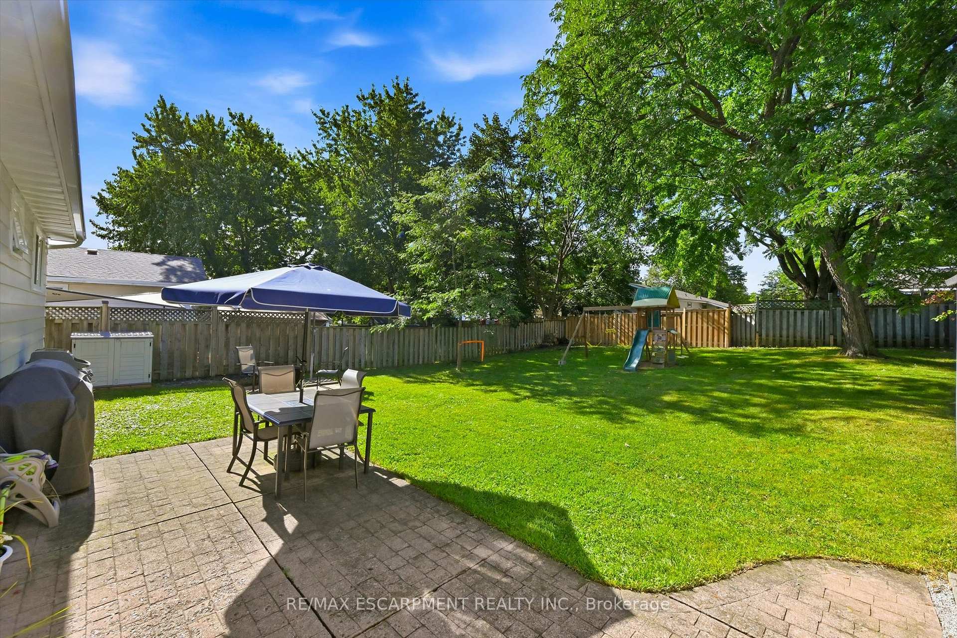 Photo 38 of 2120 Cavendish Drive, Burlington, Brant Hills — HOMEH