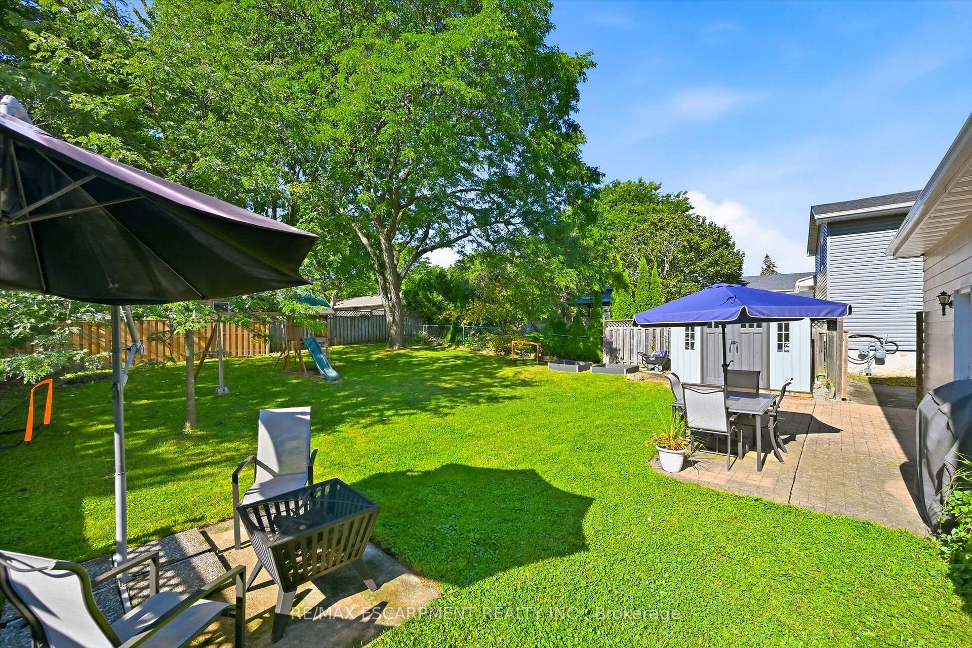 Photo 39 of 2120 Cavendish Drive, Burlington, Brant Hills — HOMEH
