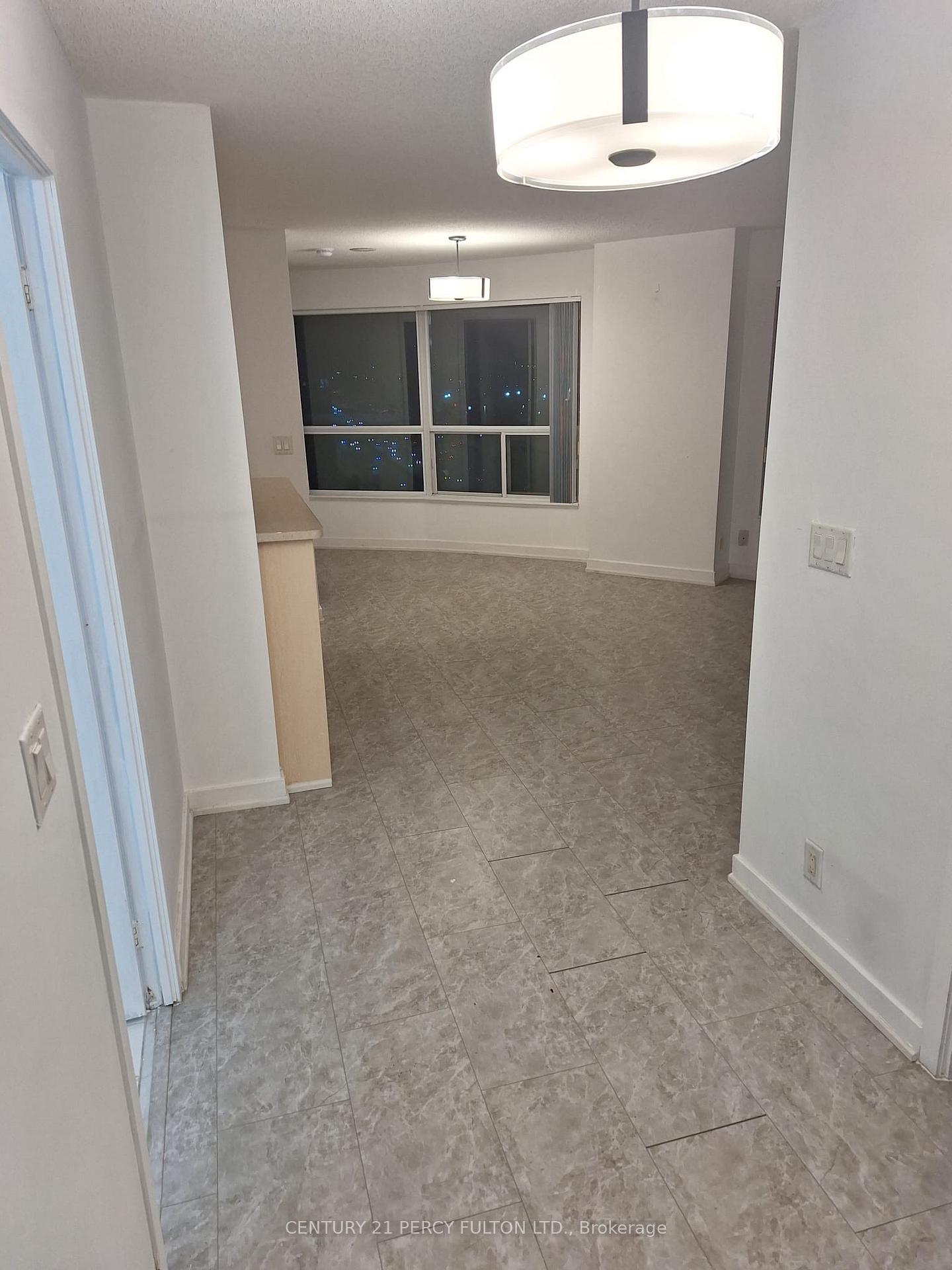 Photo 5 of Unit 2211, 36 Lee Centre Drive, Scarborough, Woburn — HOMEH
