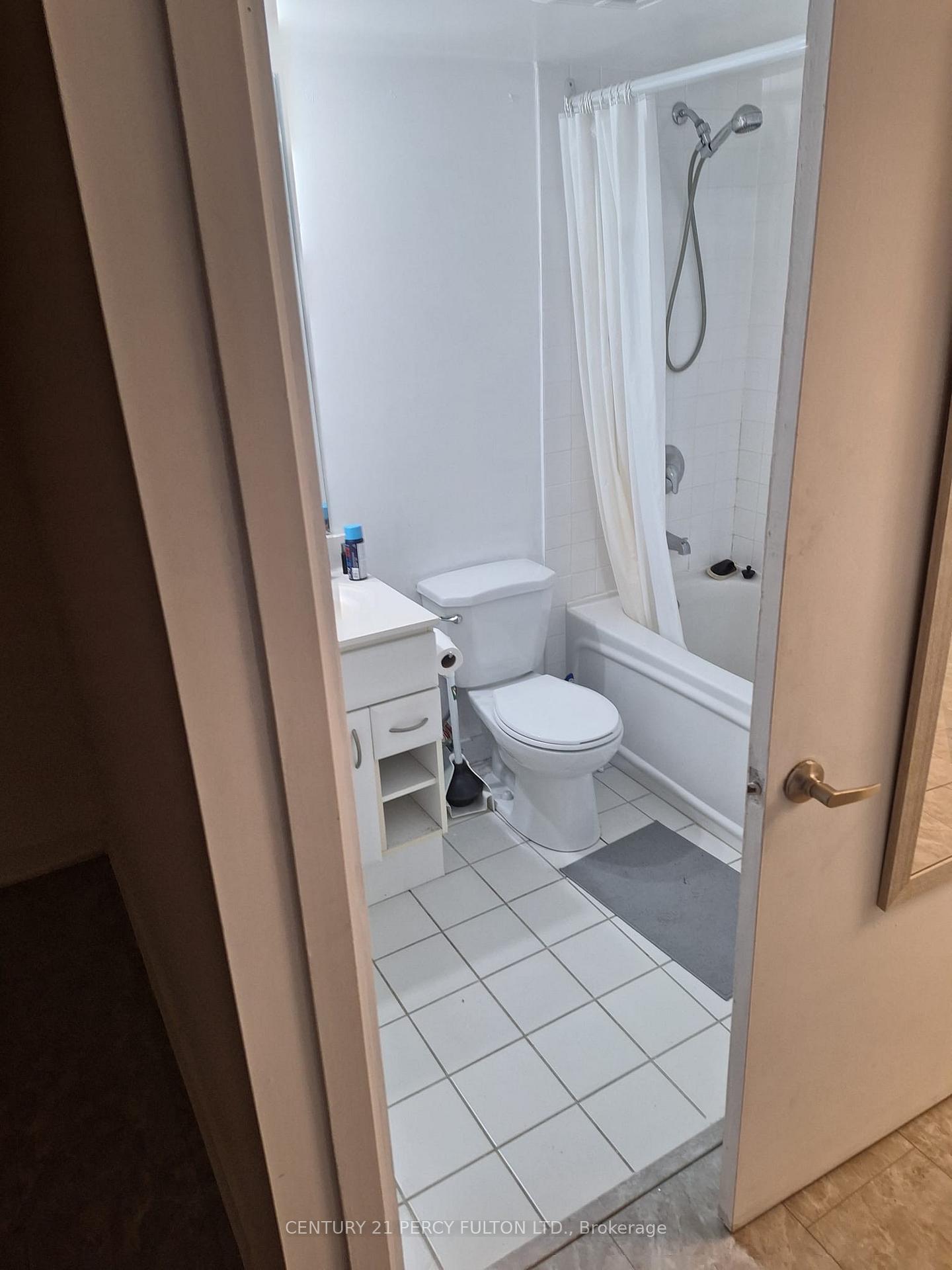 Photo 12 of Unit 2211, 36 Lee Centre Drive, Scarborough, Woburn — HOMEH