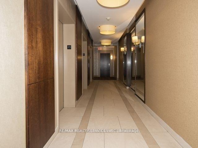 Photo 5 of Unit 2005, 100 John Street, Brampton, Downtown Brampton — HOMEH