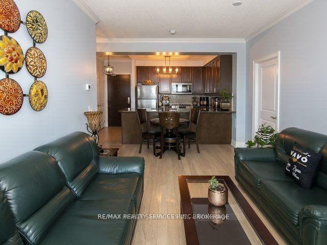 Photo 9 of Unit 2005, 100 John Street, Brampton, Downtown Brampton — HOMEH