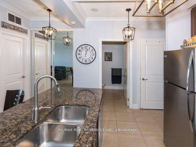 Photo 15 of Unit 2005, 100 John Street, Brampton, Downtown Brampton — HOMEH
