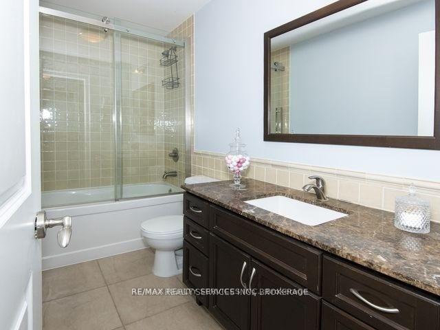 Photo 18 of Unit 2005, 100 John Street, Brampton, Downtown Brampton — HOMEH