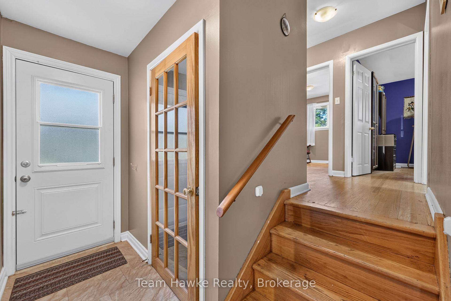 Photo 17 of 320 Scott Street, Midland — HOMEH