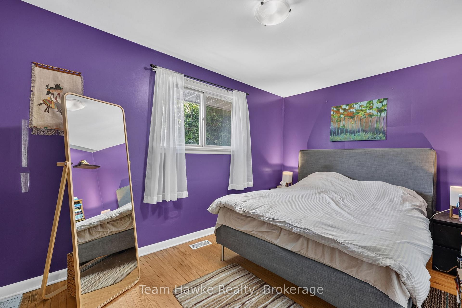 Photo 19 of 320 Scott Street, Midland — HOMEH