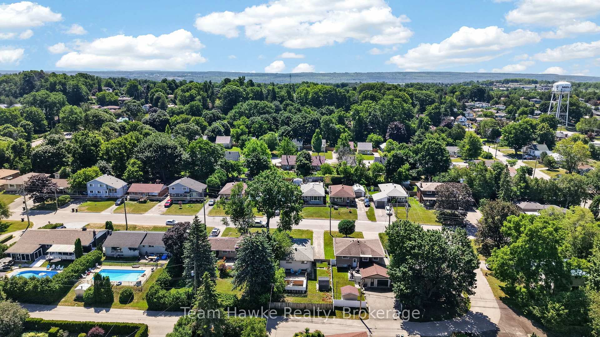 Photo 41 of 320 Scott Street, Midland — HOMEH