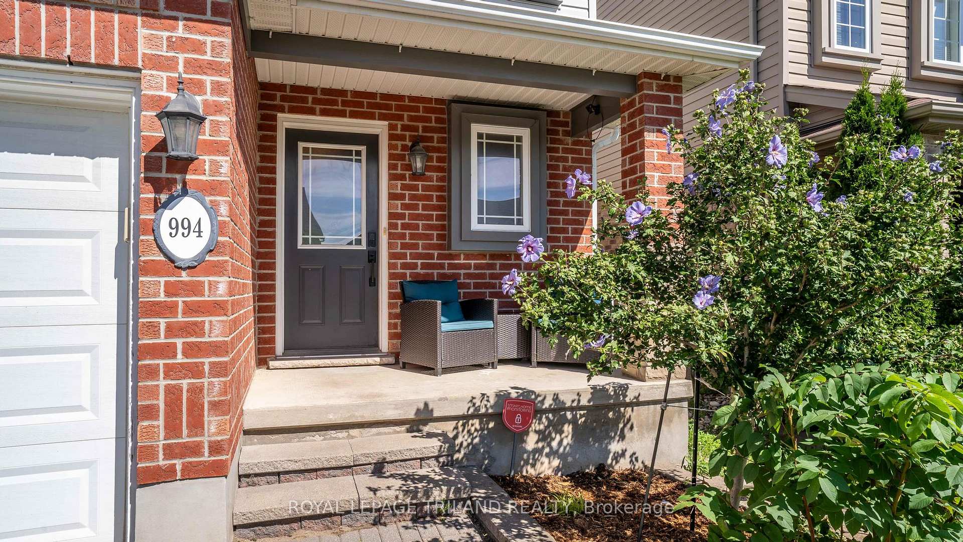 Photo 3 of 994 Mapleridge Street, London, North M — HOMEH