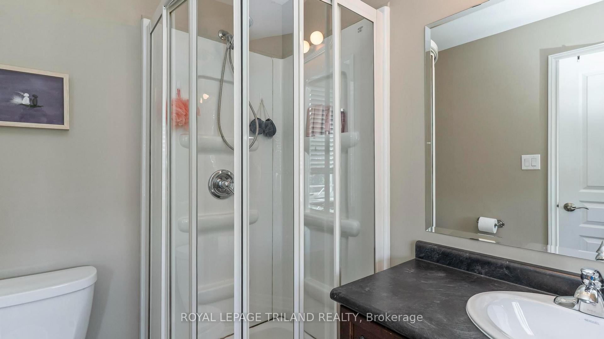 Photo 18 of 994 Mapleridge Street, London, North M — HOMEH