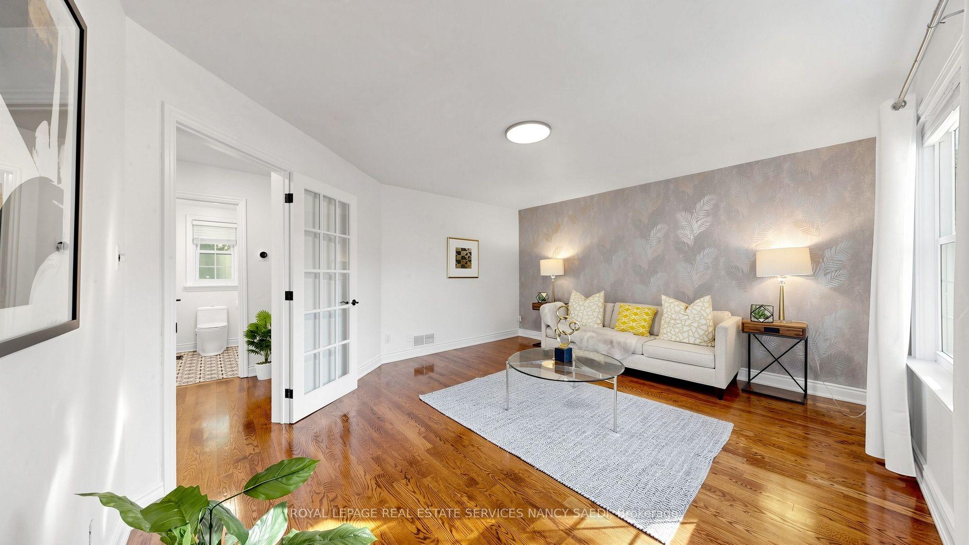 Photo 9 of 118 Anndale Drive, North York, Willowdale East — HOMEH