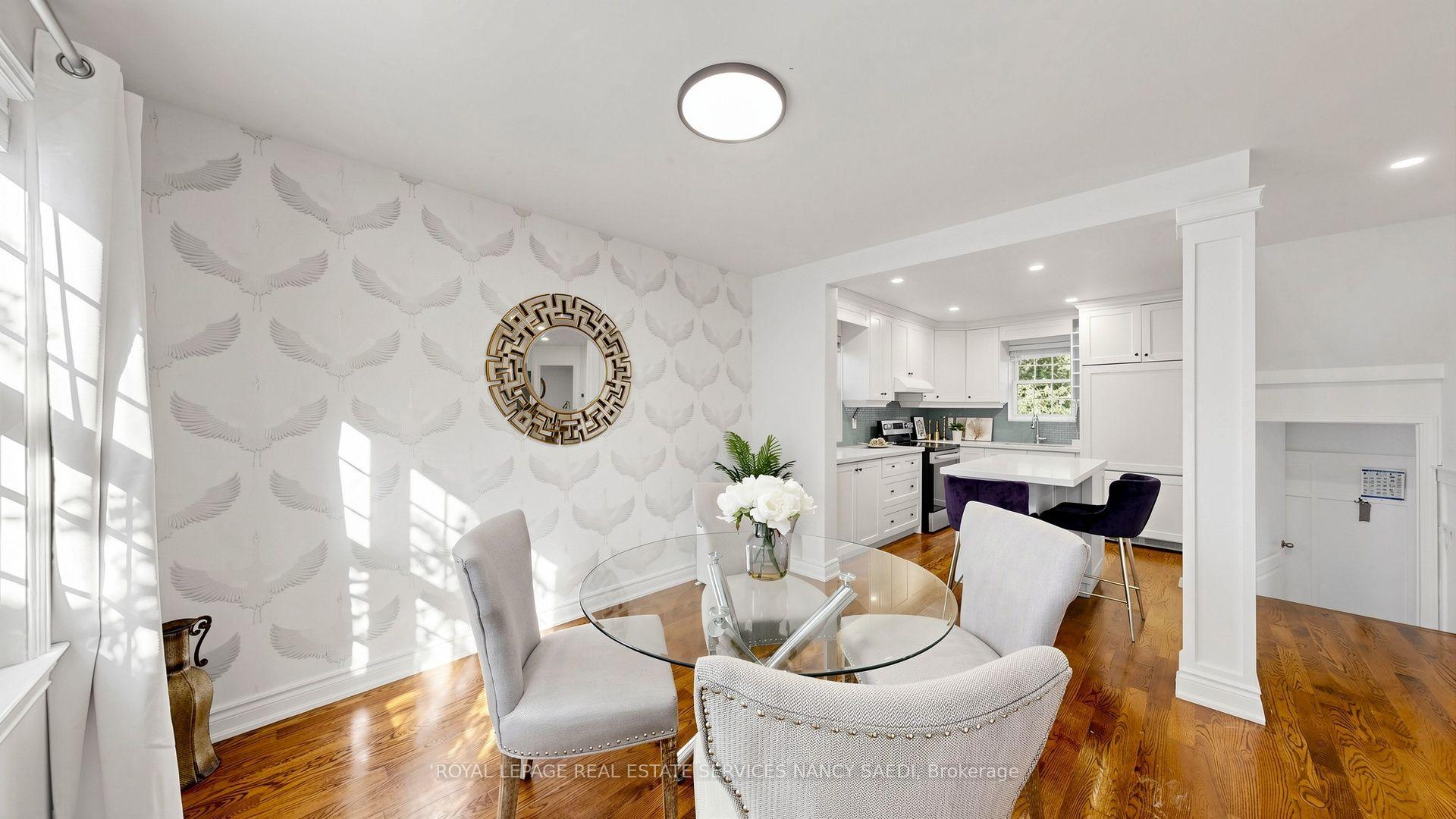 Photo 14 of 118 Anndale Drive, North York, Willowdale East — HOMEH