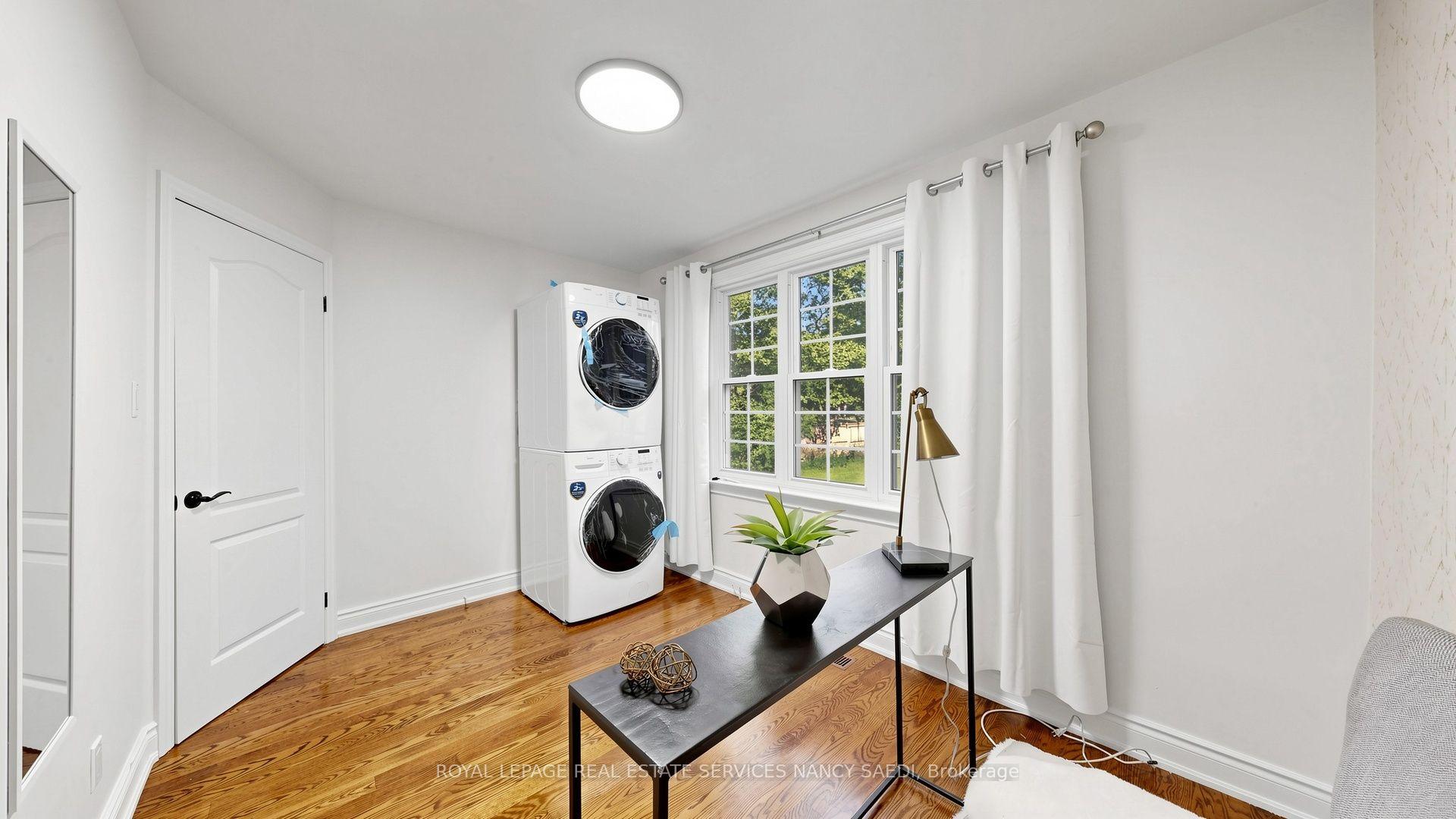 Photo 20 of 118 Anndale Drive, North York, Willowdale East — HOMEH