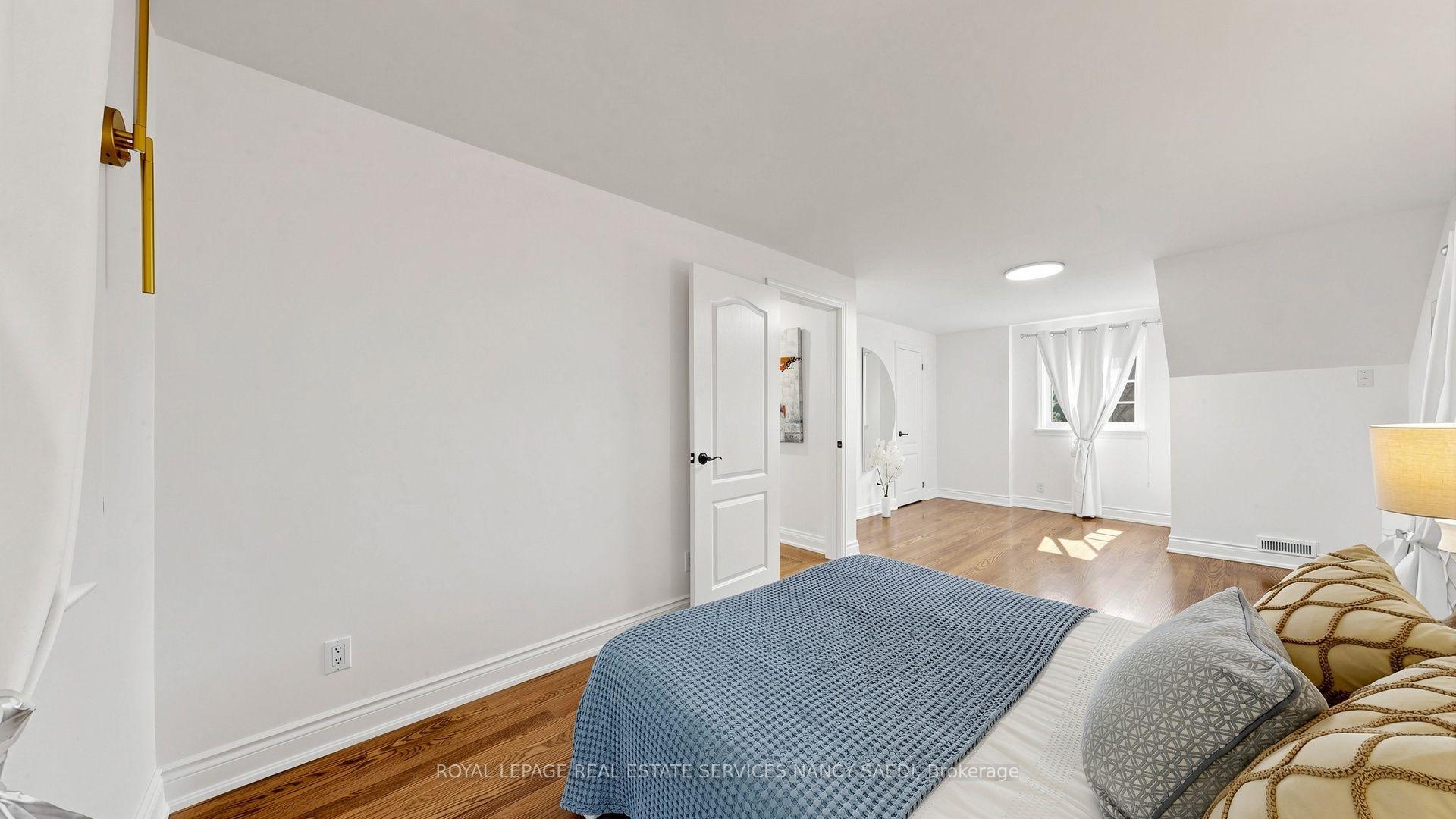 Photo 29 of 118 Anndale Drive, North York, Willowdale East — HOMEH