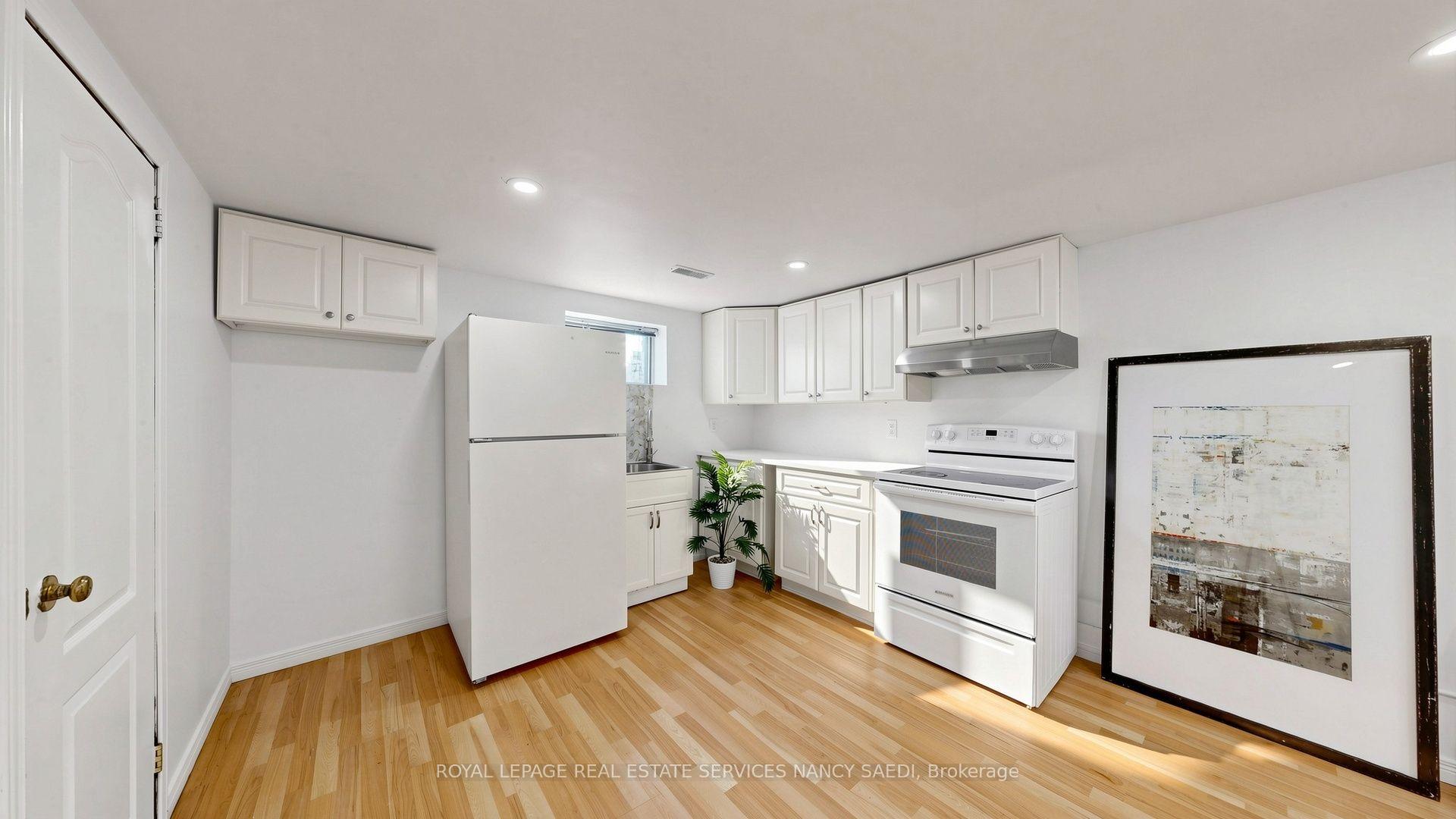 Photo 45 of 118 Anndale Drive, North York, Willowdale East — HOMEH