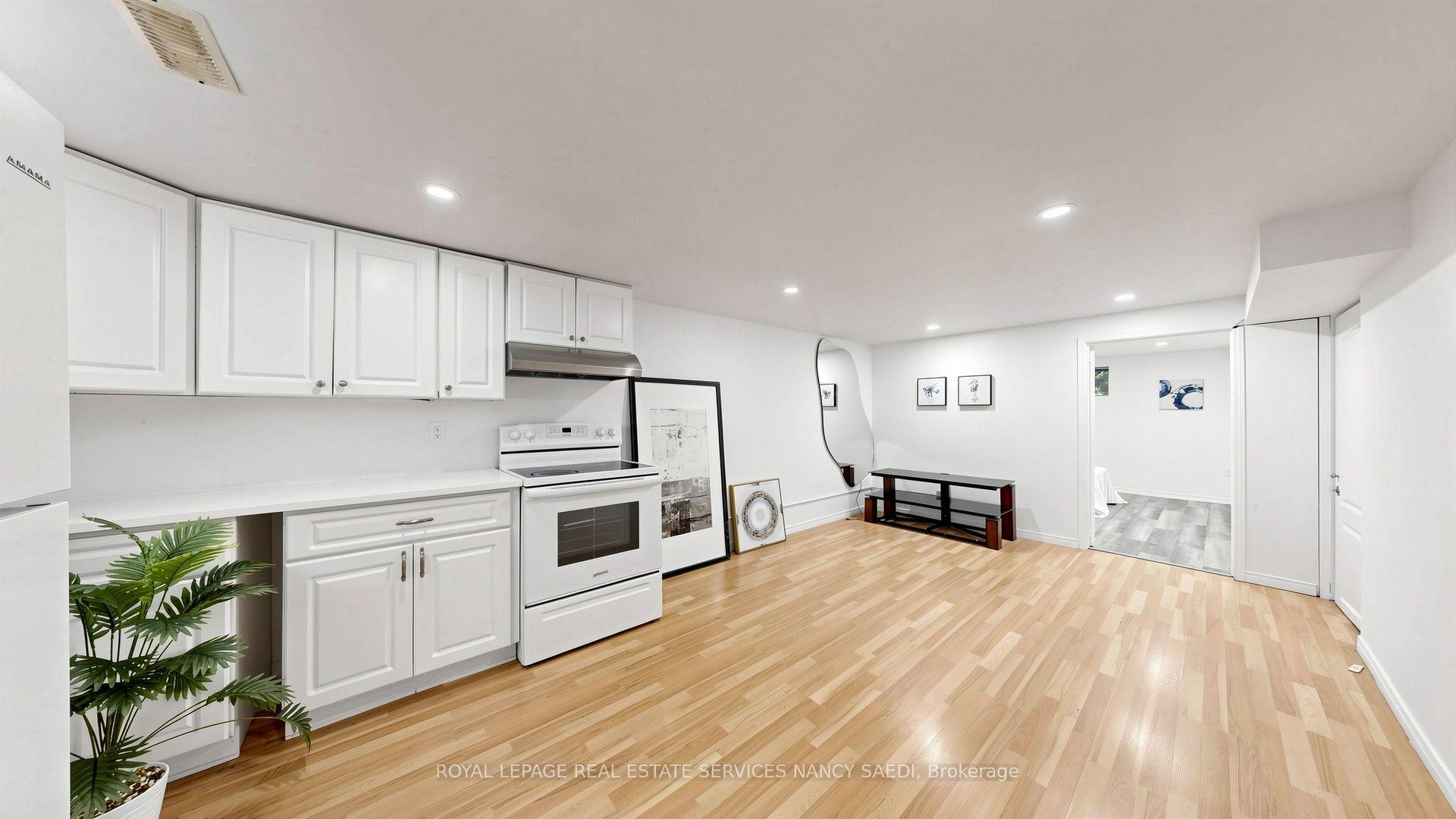 Photo 46 of 118 Anndale Drive, North York, Willowdale East — HOMEH
