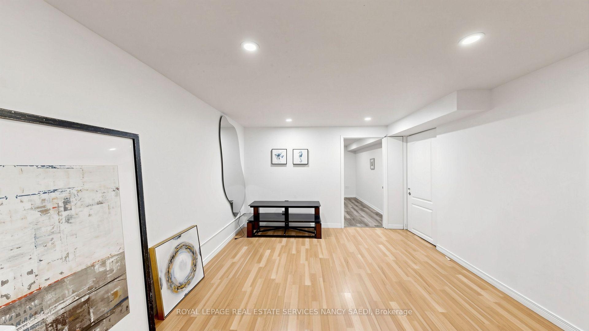 Photo 47 of 118 Anndale Drive, North York, Willowdale East — HOMEH