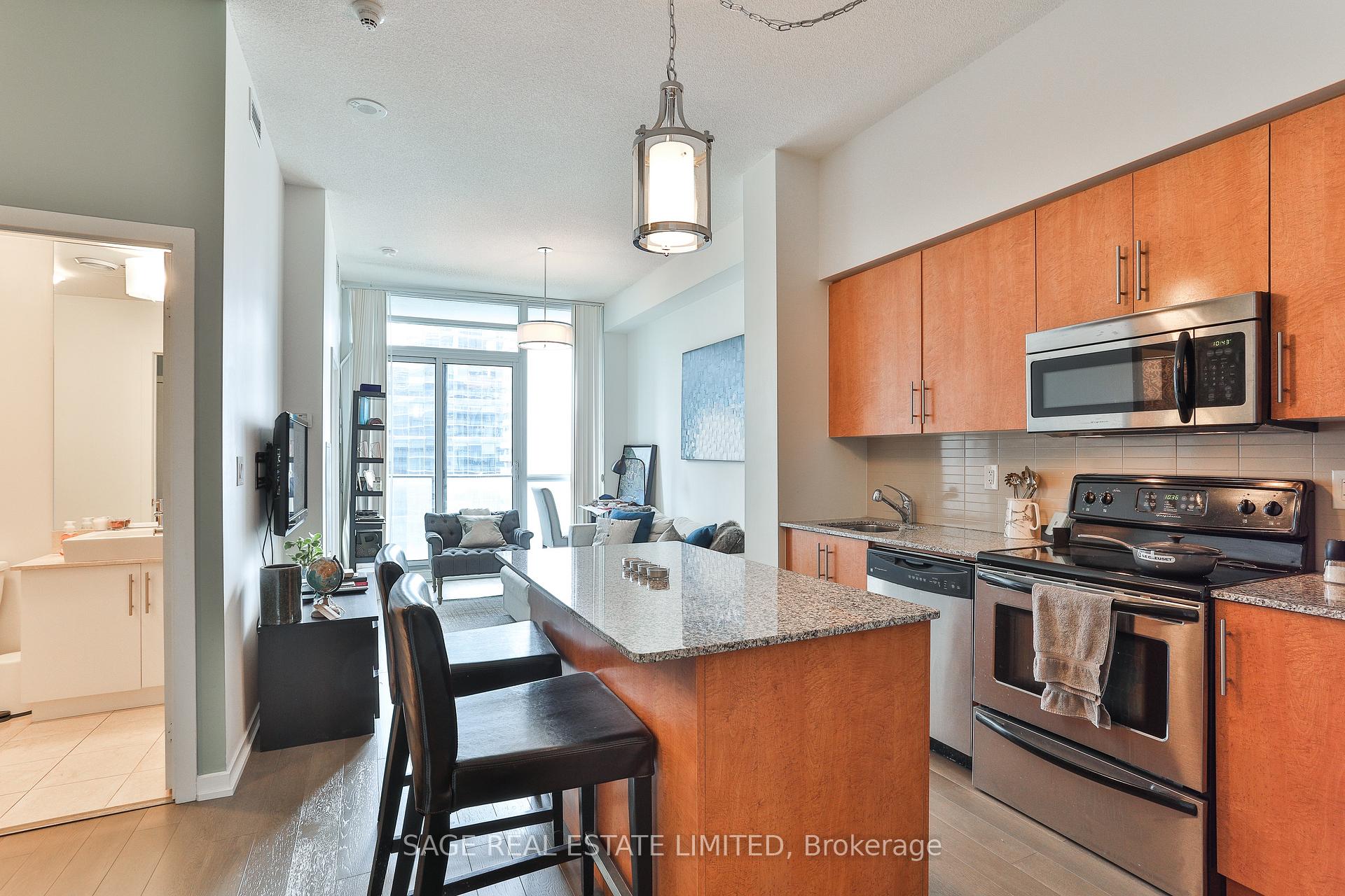 Photo 4 of Unit 2808, 55 Bremner Boulevard E, Toronto, Waterfront Communities — HOMEH