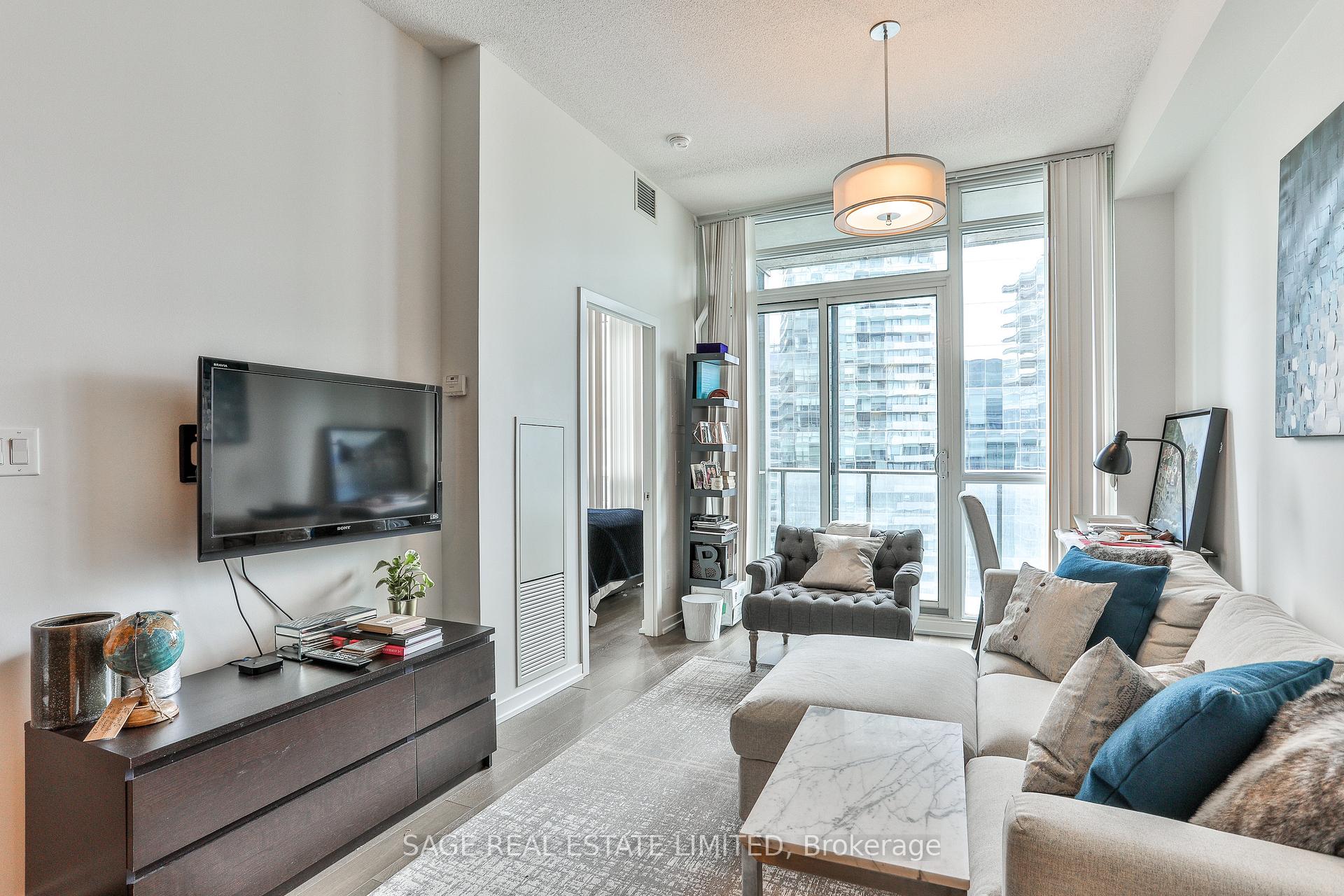 Photo 9 of Unit 2808, 55 Bremner Boulevard E, Toronto, Waterfront Communities — HOMEH