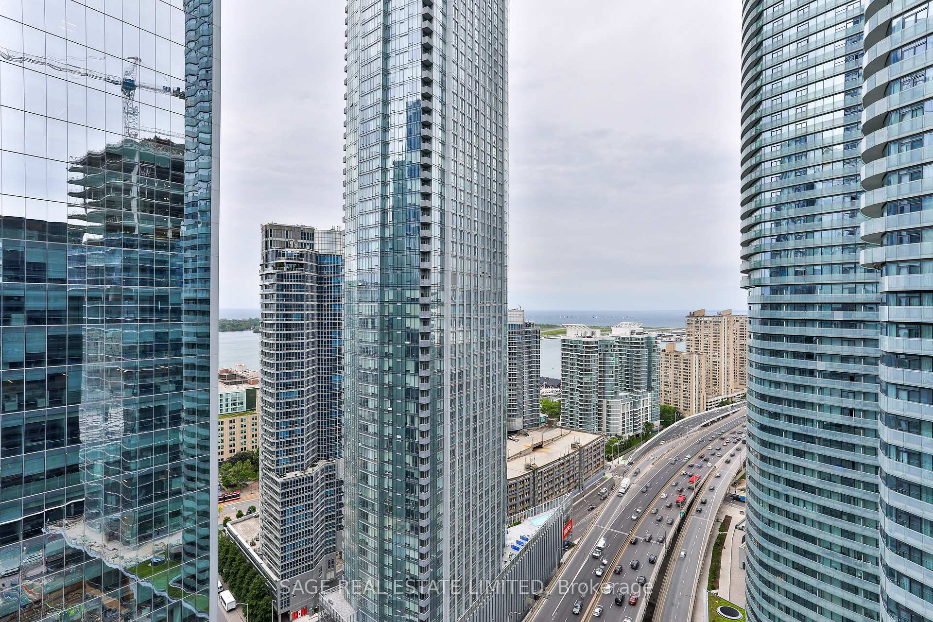 Photo 13 of Unit 2808, 55 Bremner Boulevard E, Toronto, Waterfront Communities — HOMEH