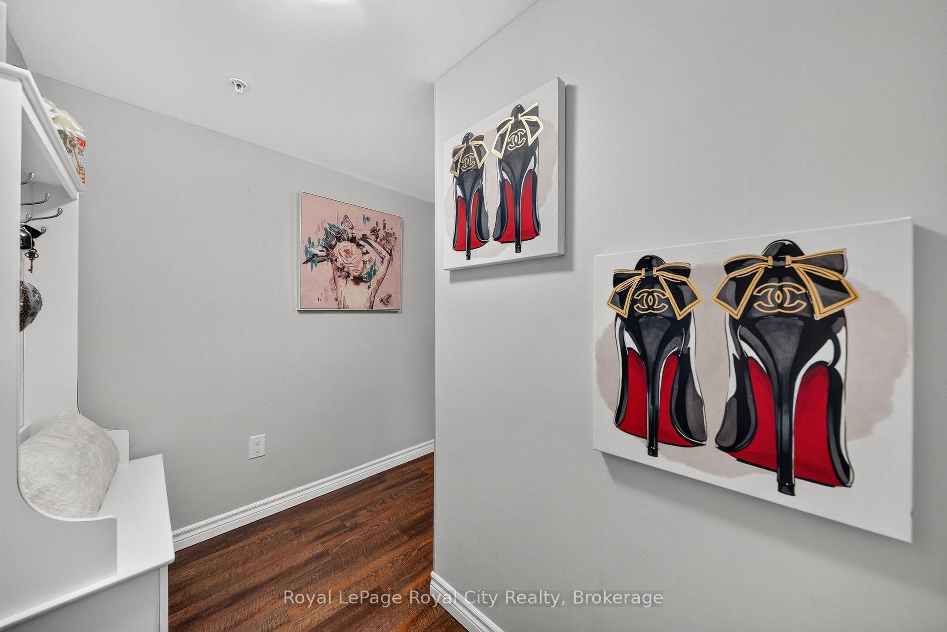 Photo 7 of Unit 305, 7 Kay Crescent, Guelph, Pineridge/Westminster Woods — HOMEH