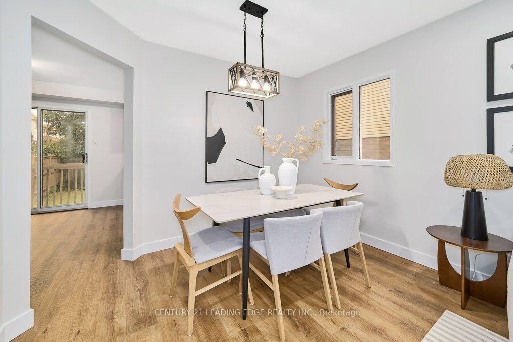 Photo 13 of 137 Timber Mill Avenue, Whitby, Williamsburg — HOMEH