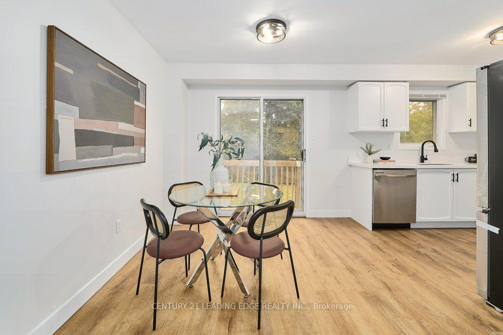 Photo 16 of 137 Timber Mill Avenue, Whitby, Williamsburg — HOMEH