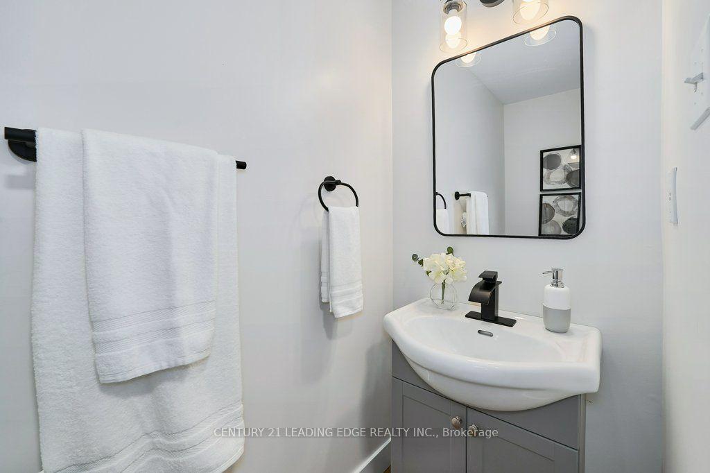 Photo 22 of 137 Timber Mill Avenue, Whitby, Williamsburg — HOMEH