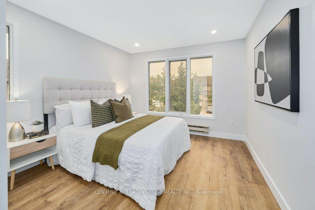 Photo 24 of 137 Timber Mill Avenue, Whitby, Williamsburg — HOMEH
