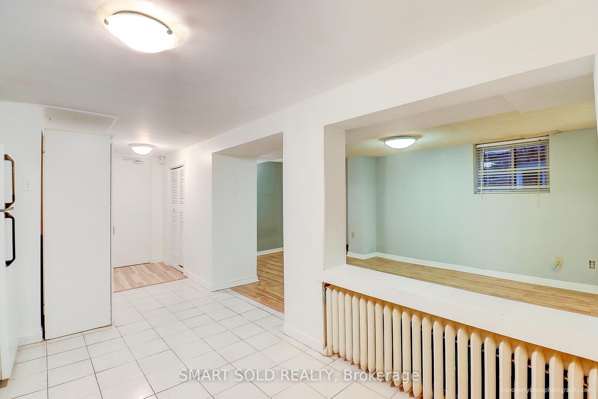 Photo 5 of Unit Lower B, 720 Coxwell Avenue, Toronto, Danforth — HOMEH
