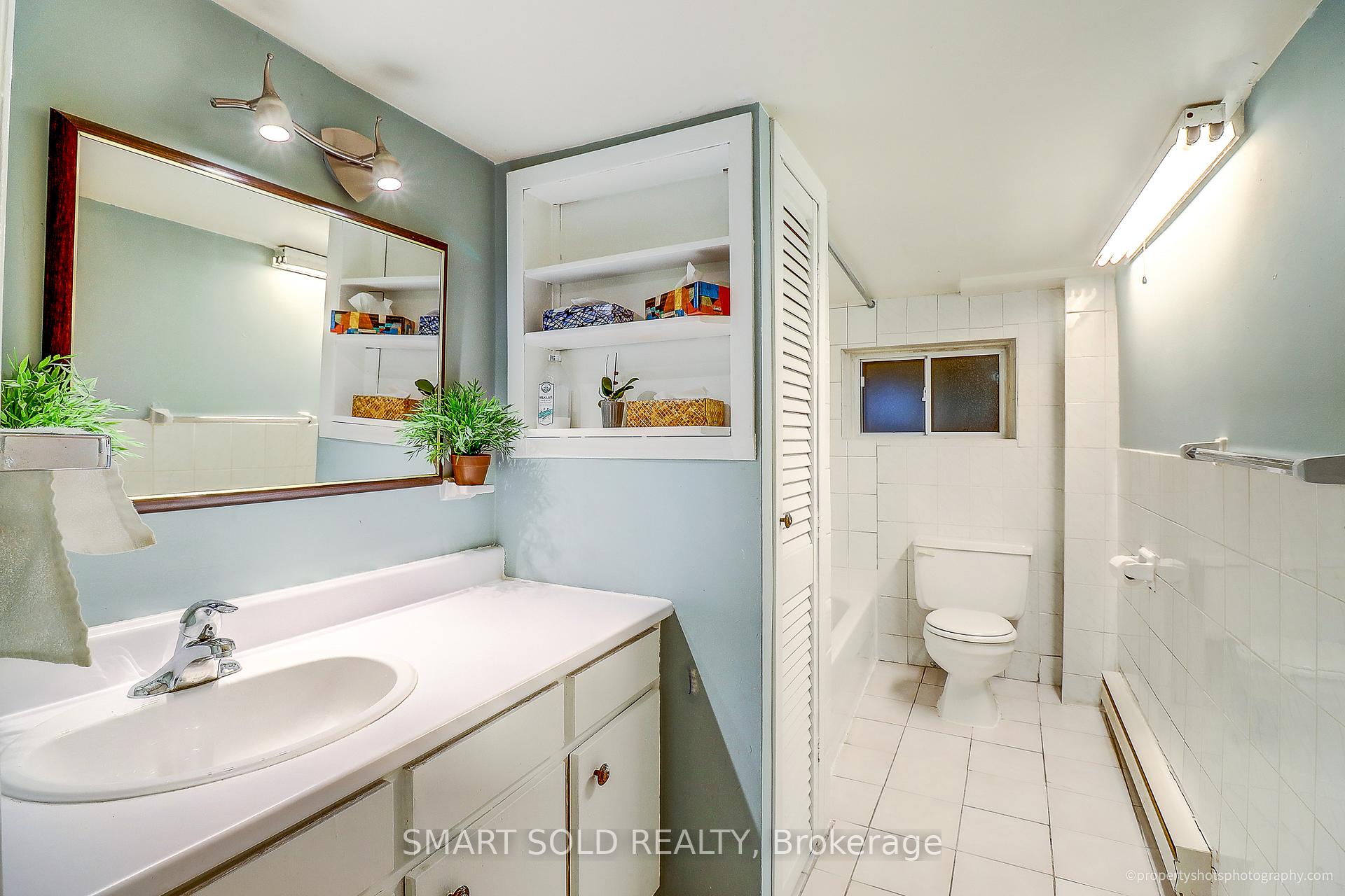 Photo 15 of Unit Lower B, 720 Coxwell Avenue, Toronto, Danforth — HOMEH