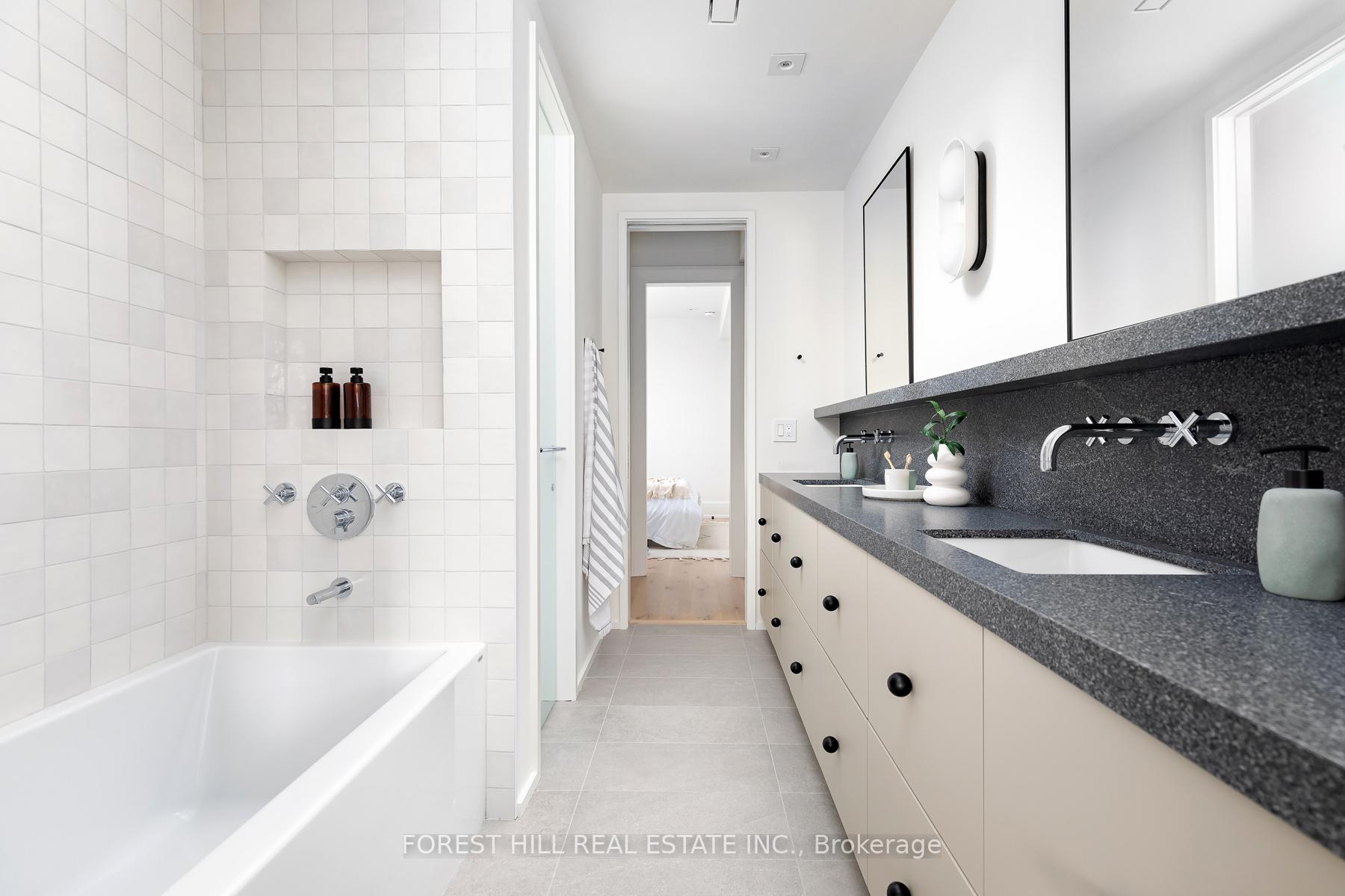 Photo 28 of 61 Foxley Street, Toronto, Trinity-Bellwoods — HOMEH
