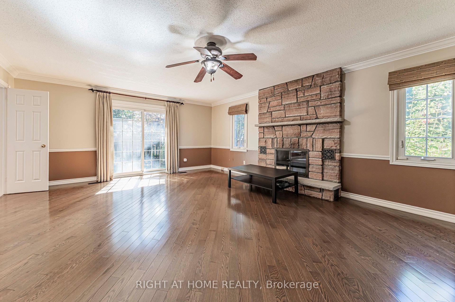 Photo 5 of 1746 The Loft, Mississauga, Erin Mills — HOMEH