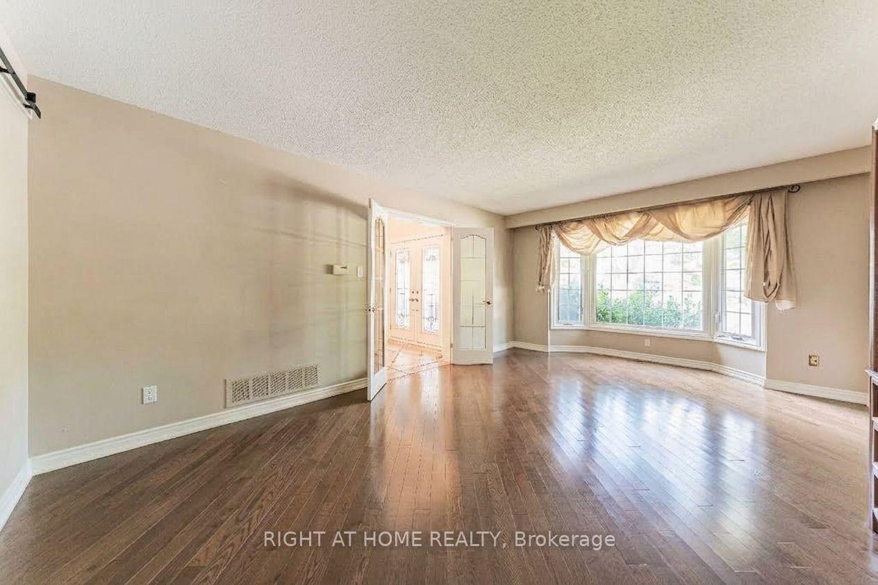 Photo 6 of 1746 The Loft, Mississauga, Erin Mills — HOMEH