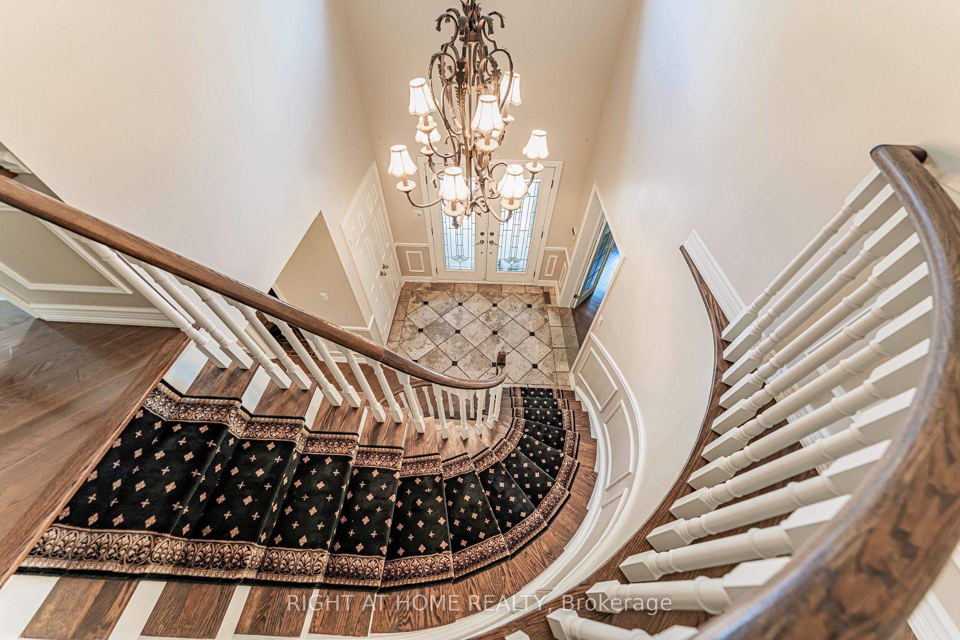 Photo 12 of 1746 The Loft, Mississauga, Erin Mills — HOMEH