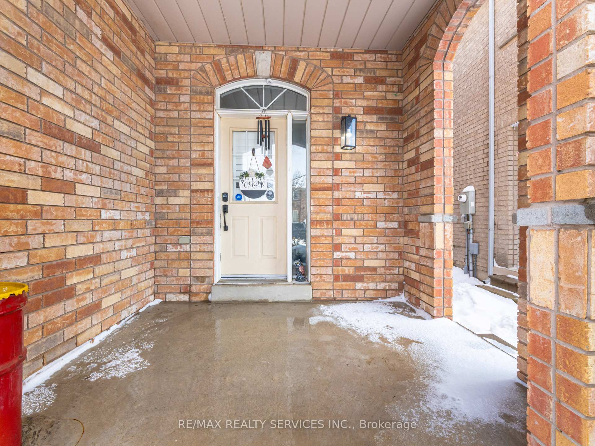 Photo 9 of 33 Sewells Lane, Brampton, Fletcher's Meadow — HOMEH