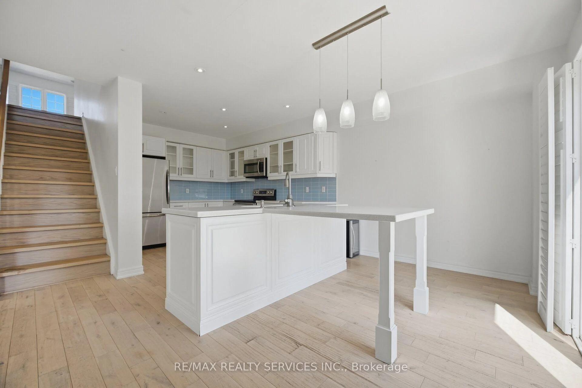 Photo 30 of 33 Sewells Lane, Brampton, Fletcher's Meadow — HOMEH