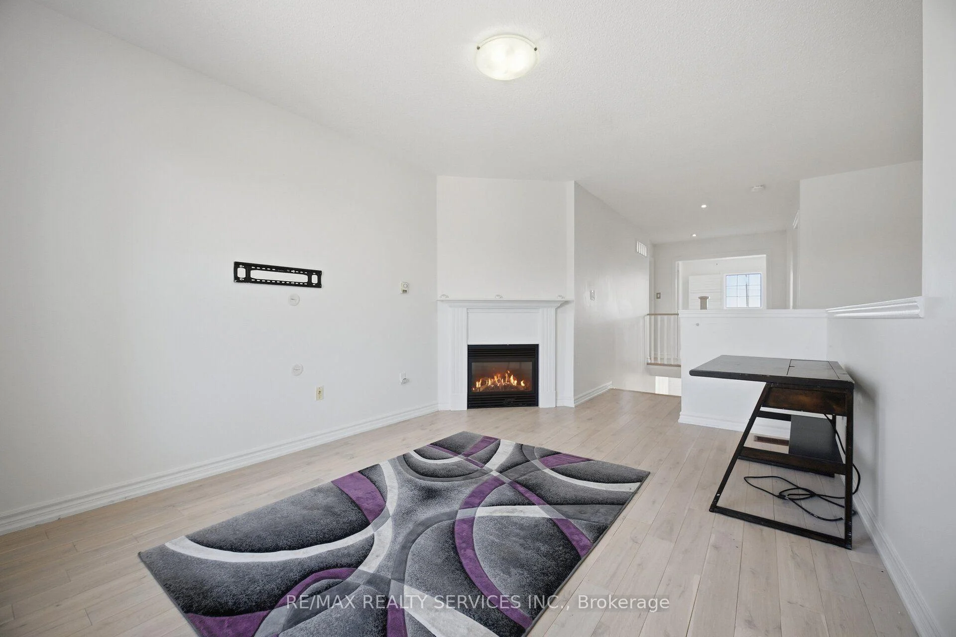 Photo 48 of 33 Sewells Lane, Brampton, Fletcher's Meadow — HOMEH