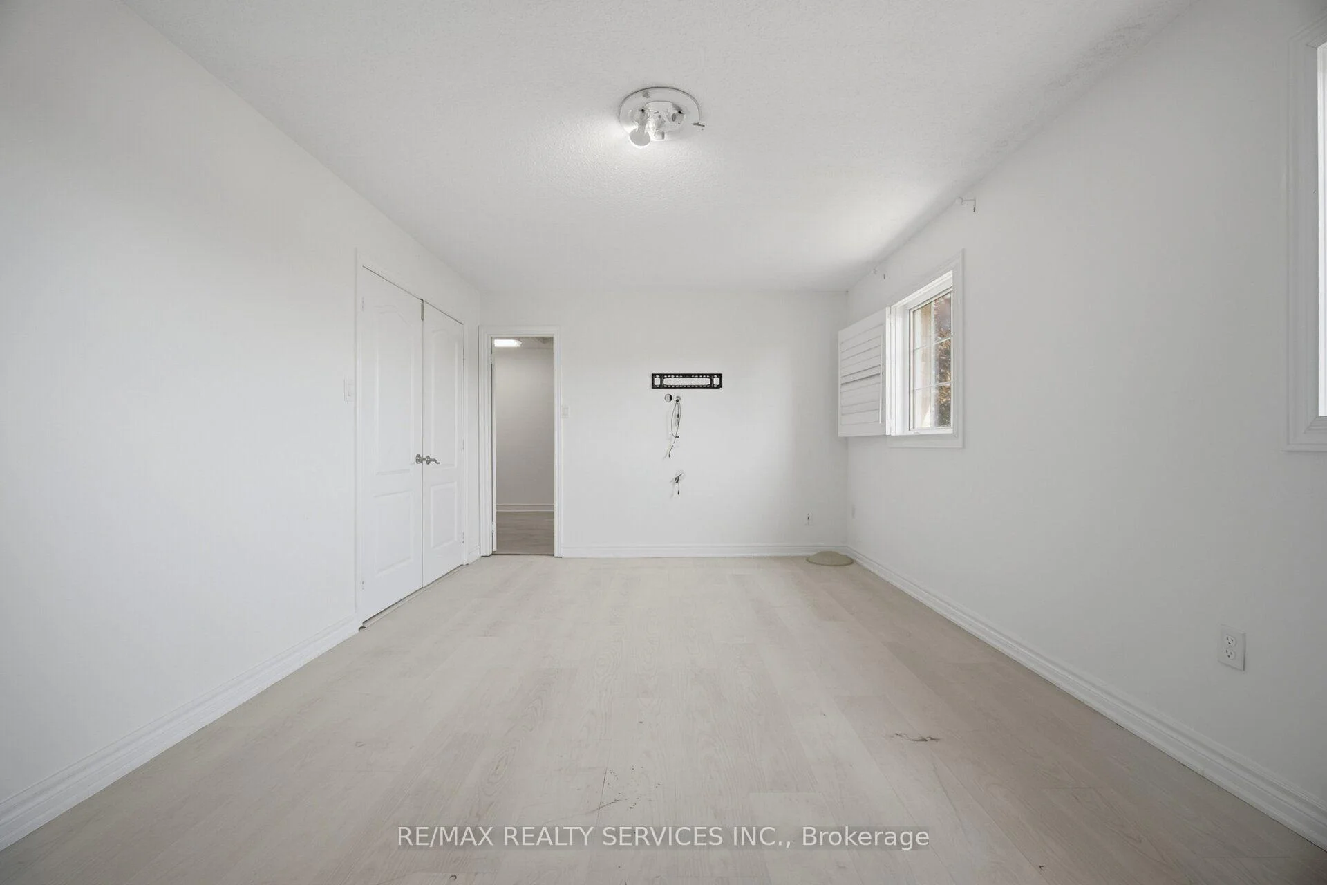Photo 56 of 33 Sewells Lane, Brampton, Fletcher's Meadow — HOMEH