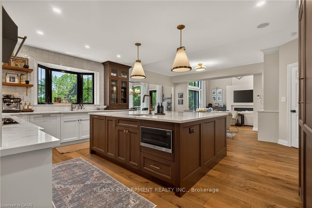 Photo 14 of 120 Jerome Park Drive, Hamilton, Dundas — HOMEH