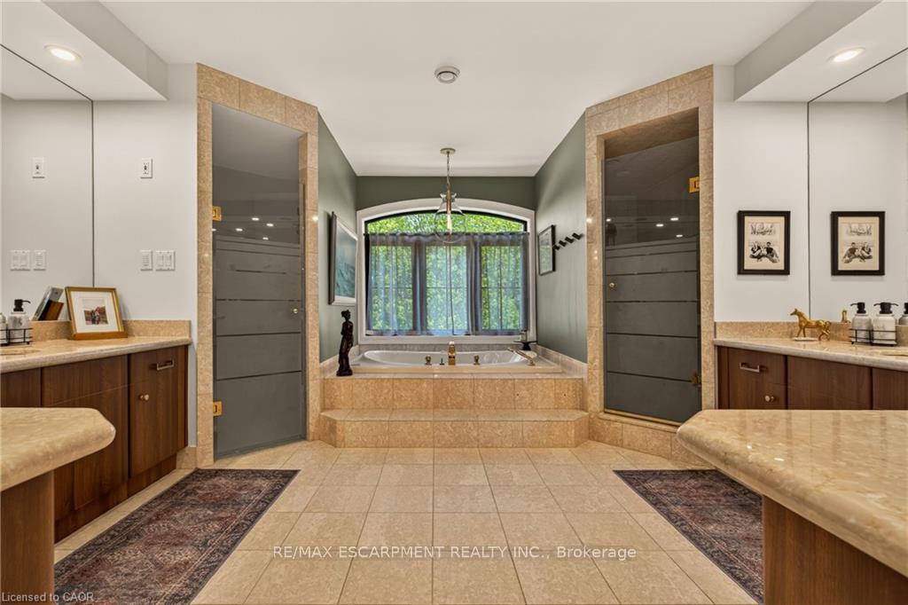 Photo 31 of 120 Jerome Park Drive, Hamilton, Dundas — HOMEH